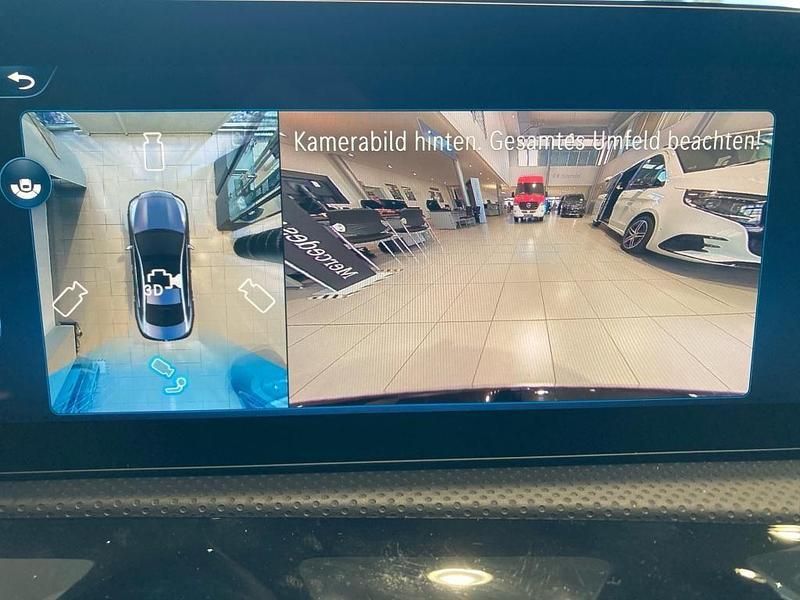 Unilack nachtschwarz Gebraucht 2025 Mercedes CLA220 Edition Limousine | 42.140 € (Teuer) - Bild 1/2
