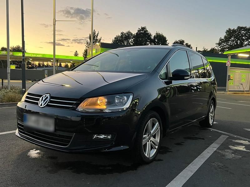 Gebraucht VW Sharan 140 PS (102 kW) 2012 Schwarz Van / Kleinbus