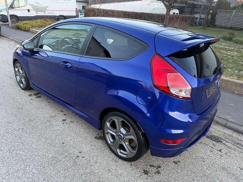 Gebraucht Ford Fiesta ST 182 PS (133 kW) 2013 Blau Kleinwagen