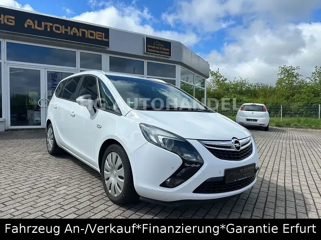 Gebraucht Opel Zafira Tourer Active 131 PS (96 kW) 2014 Weiß Van / Kleinbus