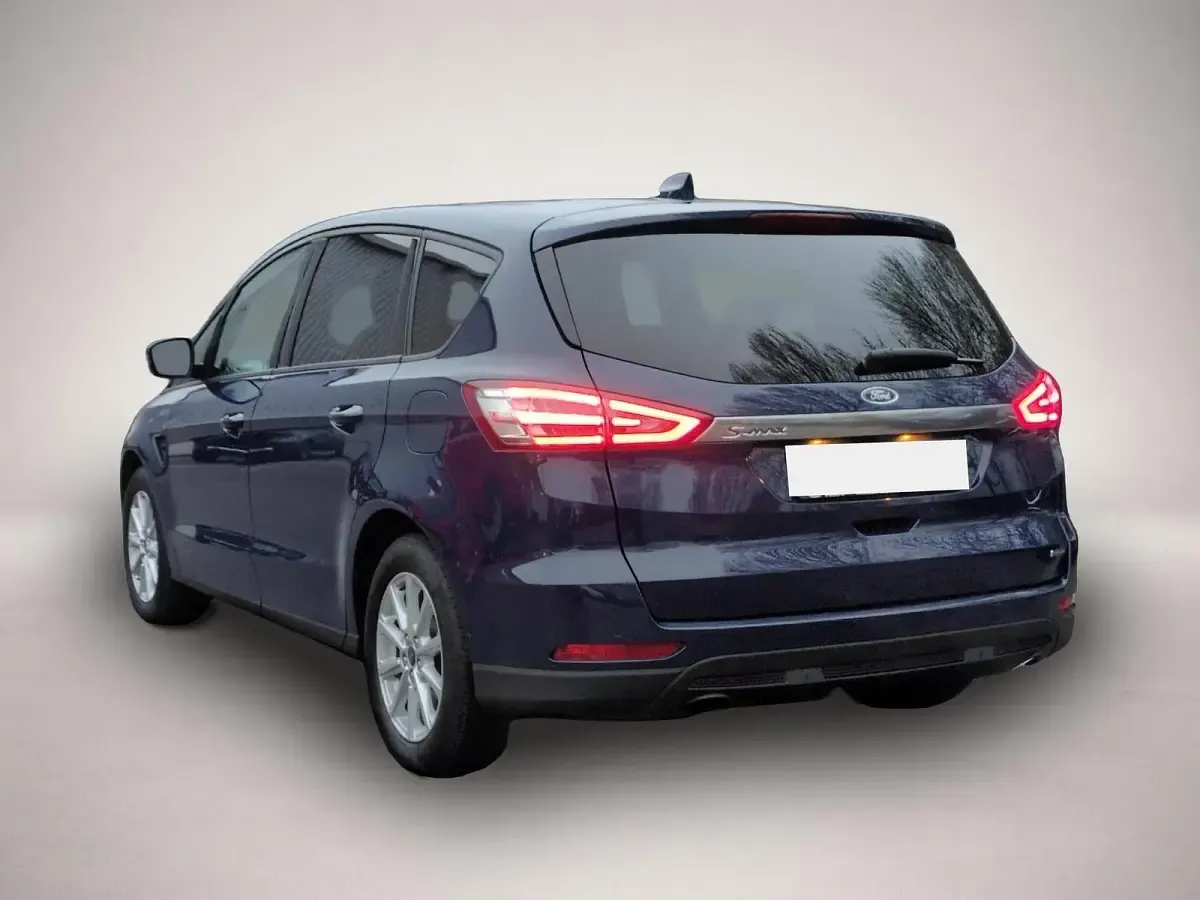 Gebraucht Ford S-MAX Titanium 190 PS (139 kW) 2022 Manufacturer Van / Kleinbus