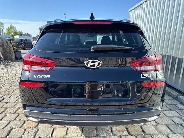 Neu Hyundai i30 GO! 140 PS (102 kW) 2025 Ayss black ayss black Kombi