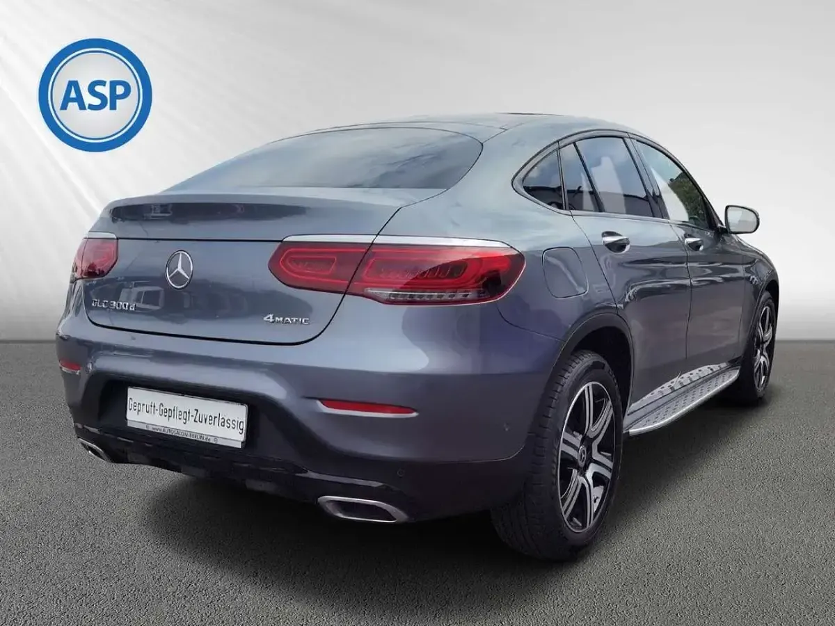 Gebraucht Mercedes GLC300 Night 245 PS (180 kW) 2020 Grau SUV