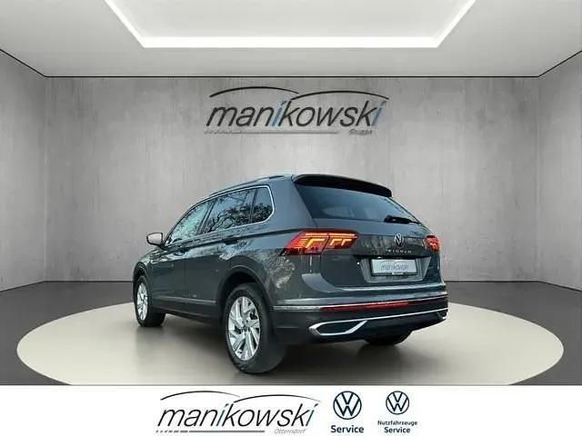 Gebraucht VW Tiguan Elegance 150 PS (110 kW) 2022 Grau SUV