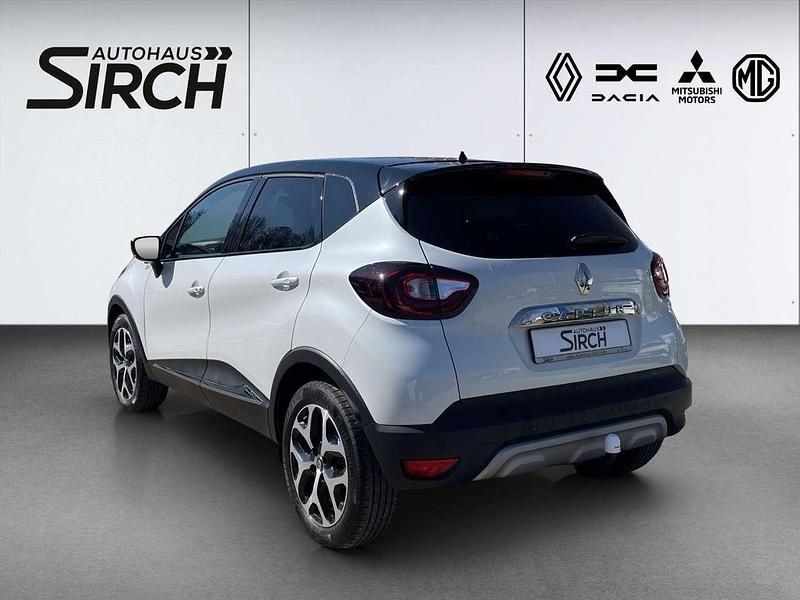 Gebraucht Renault Captur Collection 131 PS (96 kW) 2019 Weiss qnc+schwarz gne SUV