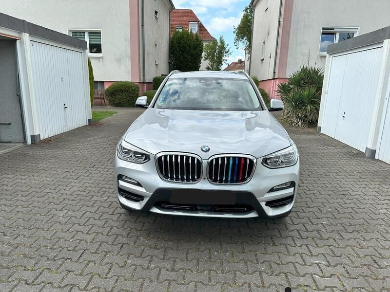 Silber Gebraucht 2019 BMW X3 xLine SUV | 31.900 € (Guter Preis) - Bild 1/4
