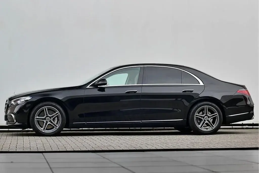 Gebraucht Mercedes S350 313 PS (230 kW) 2024 Schwarz Limousine