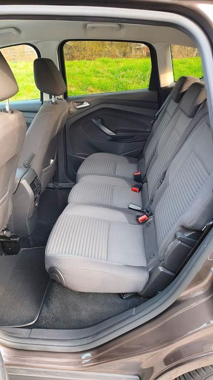 Używany Ford C-MAX Titanium 150 KM (110 kW) 2015 Brązowy Minivan