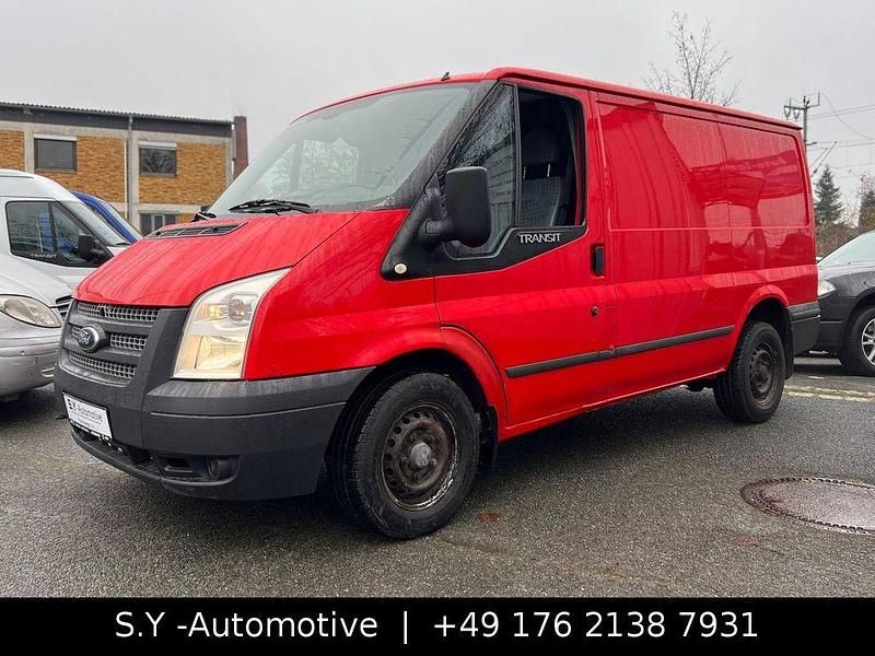 Gebraucht Ford Transit 101 PS (74 kW) 2013 Rot Van / Kleinbus