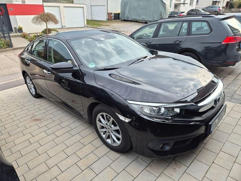 Gebraucht Honda Civic Prestige 182 PS (133 kW) 2018 Schwarz Limousine