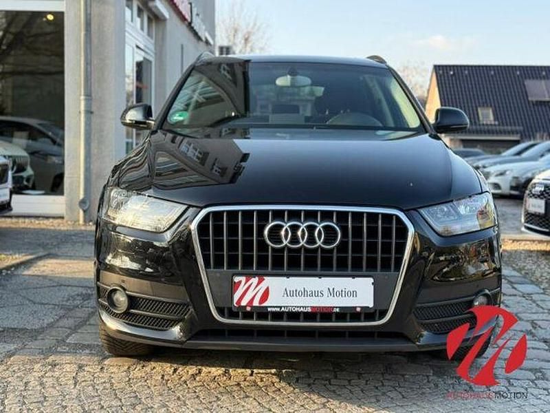 Gebraucht Audi Q3 Ambiente 150 PS (110 kW) 2014 Schwarz SUV