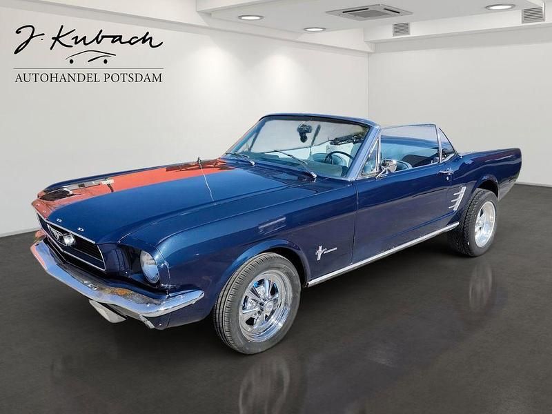 Second-hand Ford Mustang 120 CP (88 kW) 1966 Albastru Cabrio