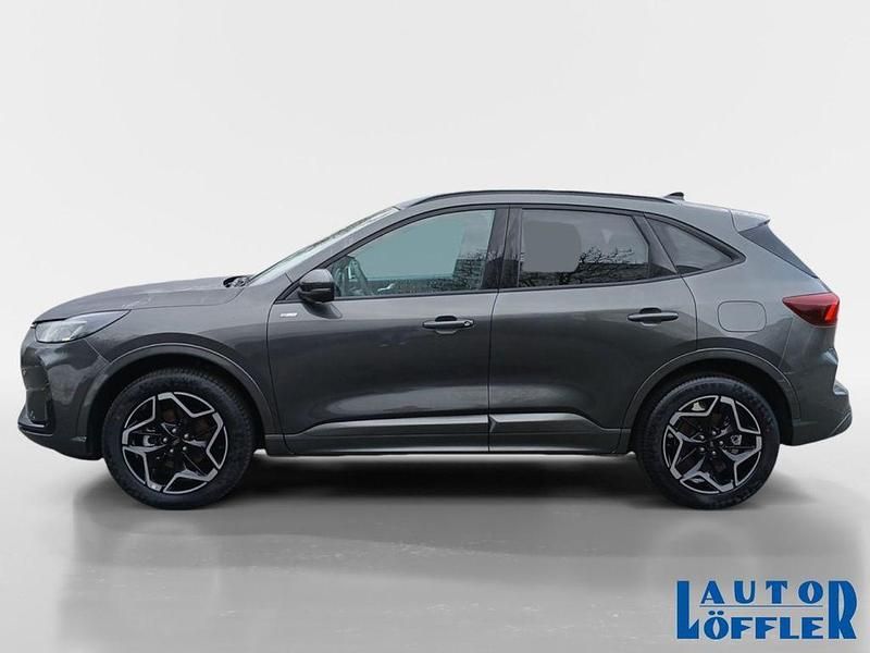 Neu Ford Kuga ST-Line 152 PS (111 kW) 2026 Grau SUV