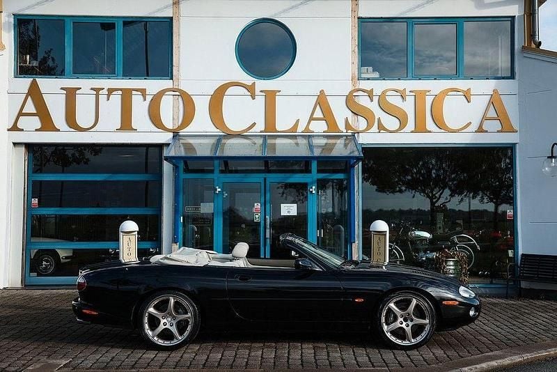 Schwarz Gebraucht 2001 Jaguar XKR S Cabrio | 26.500 € (Teuer) - Bild 1/4