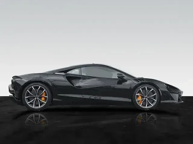 Gebraucht McLaren Artura 700 PS (514 kW) 2023 Schwarz Coupé
