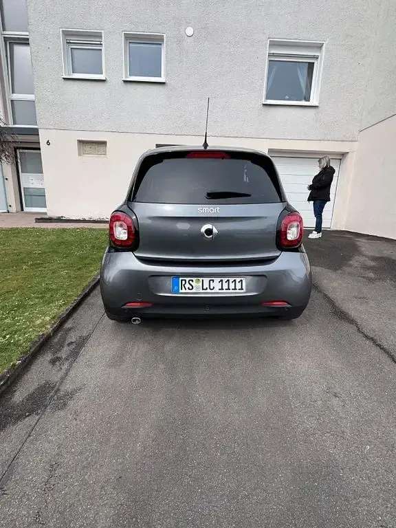 Gebraucht Smart ForFour Brabus 90 PS (66 kW) 2019 Grau Kleinwagen