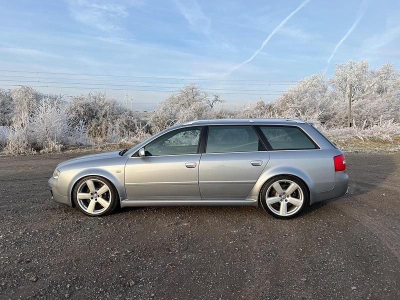 Second-hand Audi RS6 505 CP (371 kW) 2003 Argintiu Break