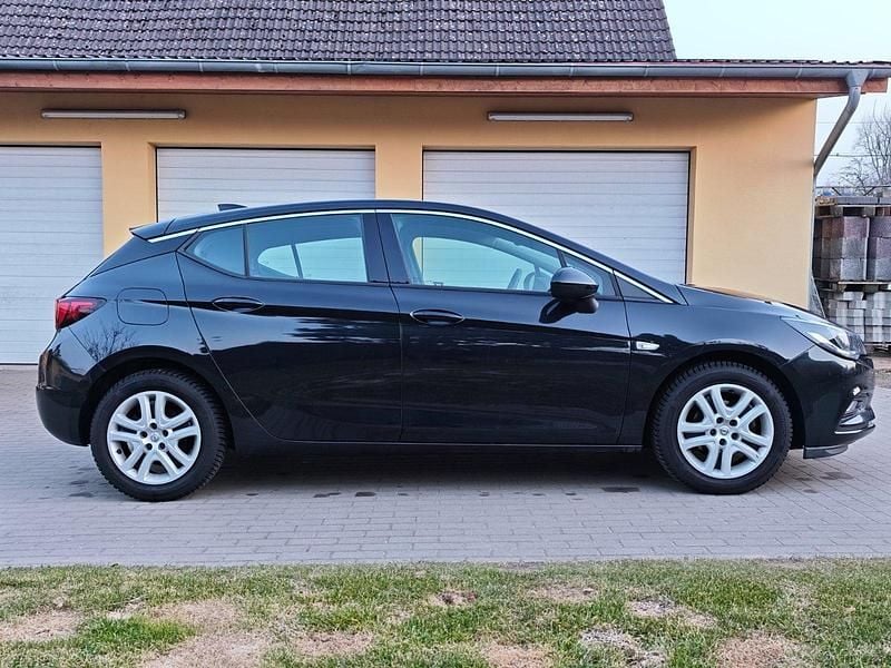 Gebraucht Opel Astra 150 PS (110 kW) 2016 Schwarz Limousine