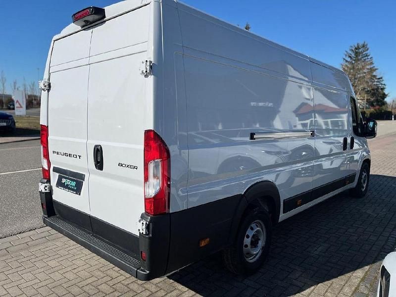 Gebraucht Peugeot Boxer 179 PS (131 kW) 2025 Other Van