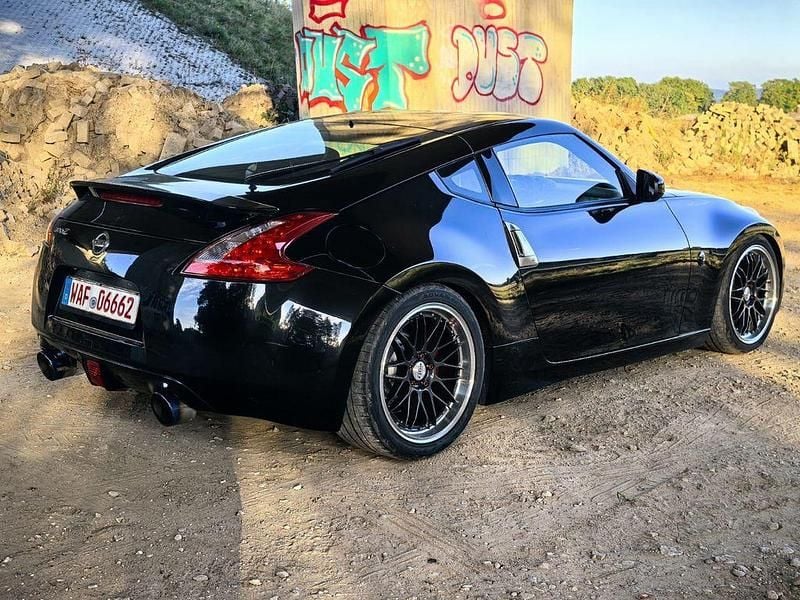 Gebraucht Nissan 370Z Pack 328 PS (241 kW) 2016 Schwarz Coupé