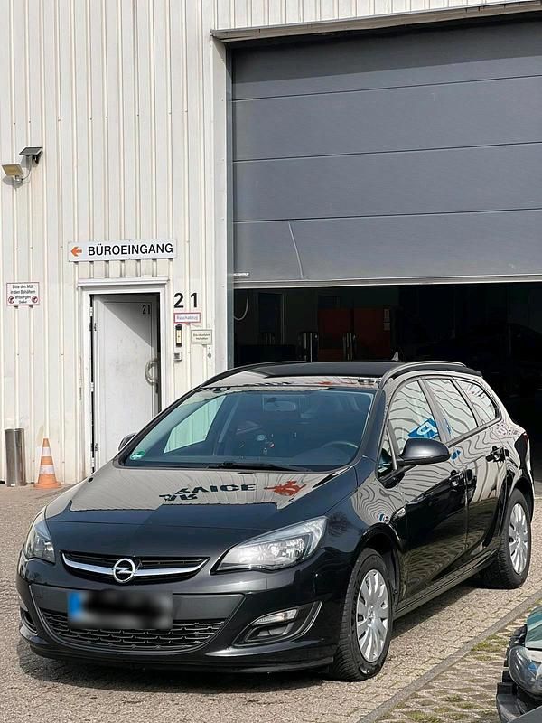 Gebraucht Opel Astra 2014 Schwarz Kombi
