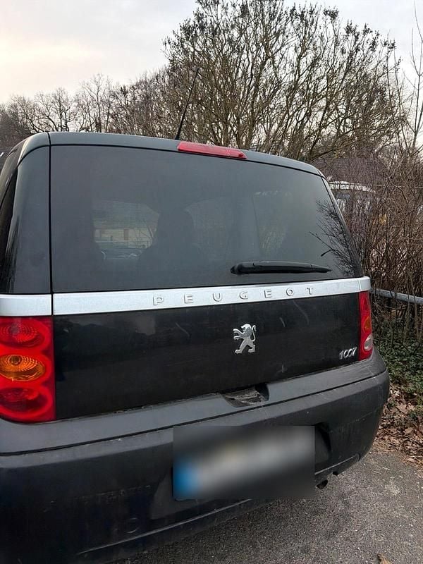 Gebraucht Peugeot 1007 75 PS (55 kW) 2009 Schwarz Van / Kleinbus