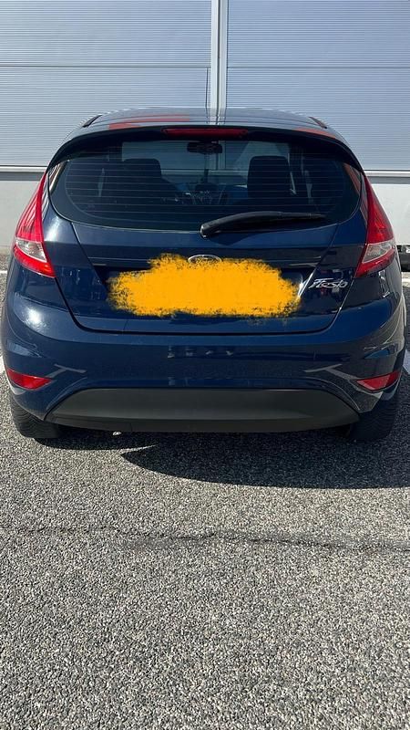 Gebraucht Ford Fiesta 60 PS (44 kW) 2009 Blau Kleinwagen