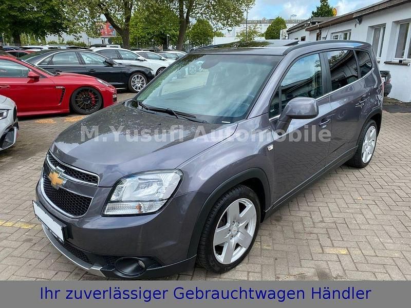 Grau Gebraucht 2013 Chevrolet Orlando LTZ Van / Kleinbus | 4.990 € (Fairer Preis) - Bild 1/4