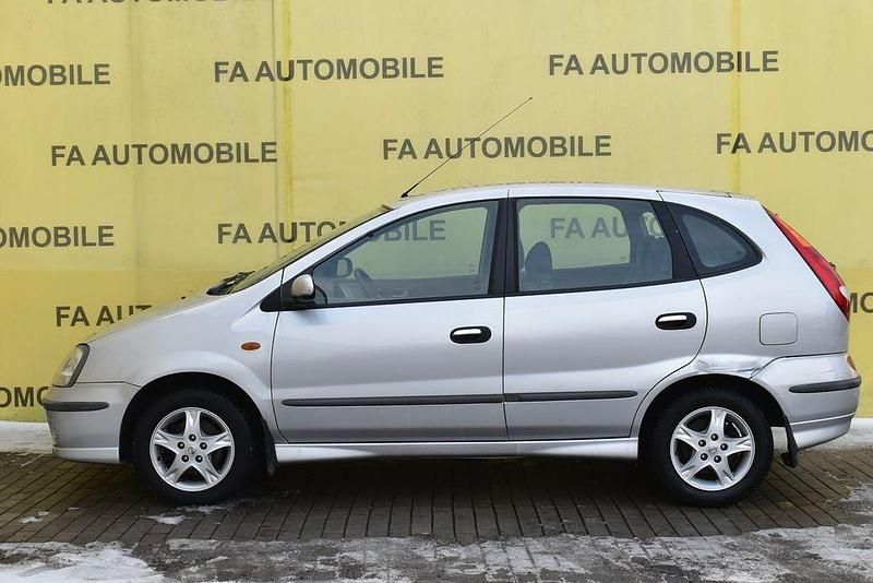 Gebraucht Nissan Almera Tino Acenta+ 116 PS (85 kW) 2005 Silber Van / Kleinbus