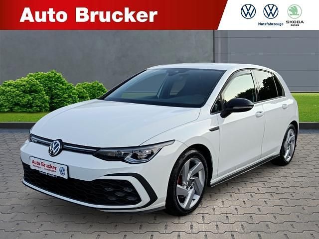 Weiss Gebraucht 2022 VW Golf VIII GTD Limousine | 27.920 € (Fairer Preis) - Bild 1/4