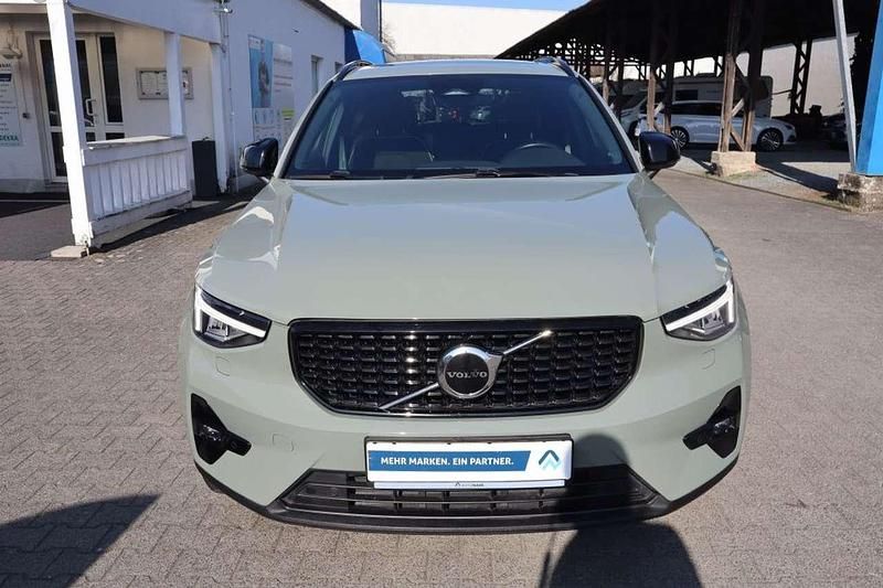 Gebraucht Volvo XC40 Ultimate 197 PS (144 kW) 2023 Sage green SUV