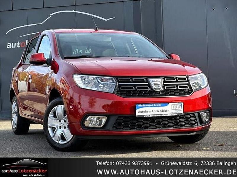 Rot Gebraucht 2020 Dacia Sandero Limousine | 9.990 € (Etwas zu teuer) - Bild 1/4