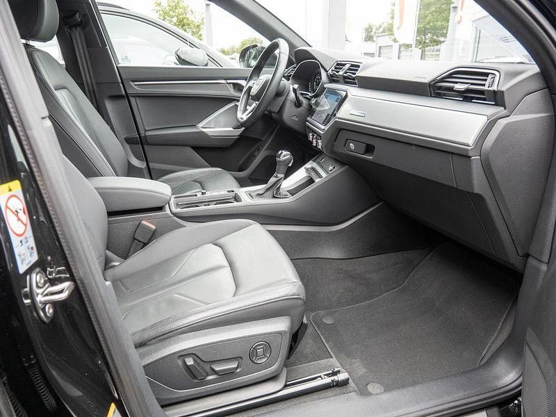Gebraucht Audi Q3 Ambiente 150 PS (110 kW) 2022 Mythosschwarz metallic SUV