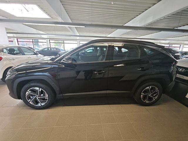 Neu Hyundai Tucson Select 150 PS (110 kW) 2026 Schwarz SUV