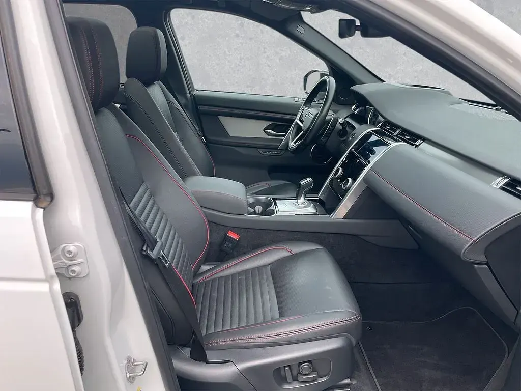 Gebraucht Land Rover Discovery Sport SE Dynamic 200 PS (147 kW) 2022 Fuji white SUV