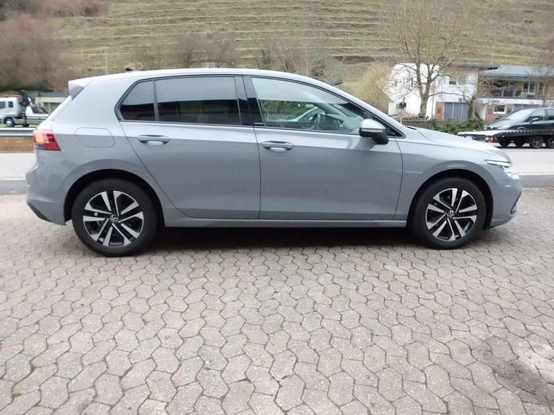 Grau Gebraucht 2021 VW Golf United Limousine | 13.500 € (Guter Preis) - Bild 1/4