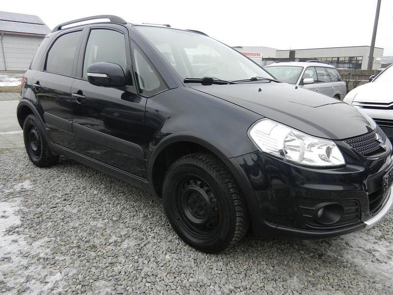Gebraucht Suzuki SX4 120 PS (88 kW) 2011 Schwarz Kleinwagen