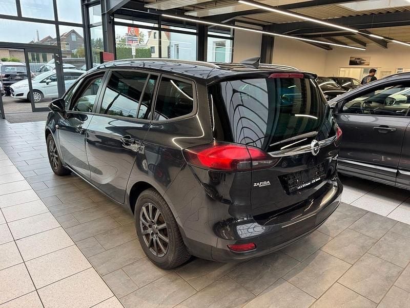 Gebraucht Opel Zafira Tourer Business Edition 140 PS (102 kW) 2016 Schwarz Van / Kleinbus