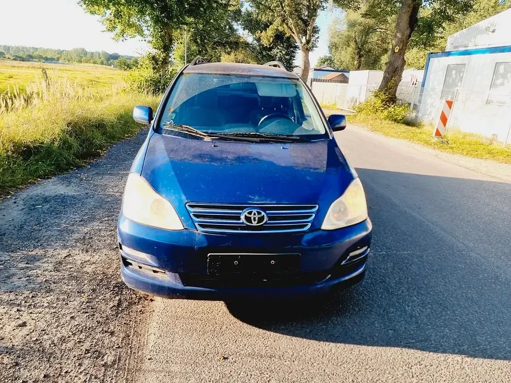Gebraucht Toyota Avensis Verso 150 PS (110 kW) 2005 Blau Van / Kleinbus