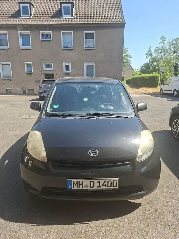 Gebraucht Daihatsu Sirion 87 PS (63 kW) 2005 Schwarz Kleinwagen