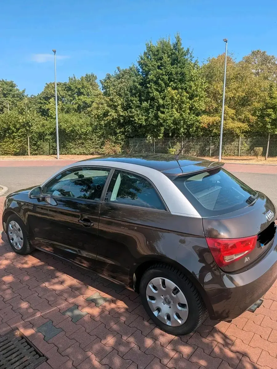 Gebraucht Audi A1 Design 122 PS (89 kW) 2011 Braun Kleinwagen