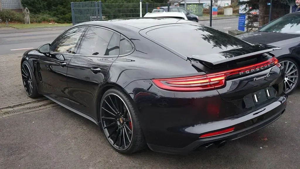 Gebraucht Porsche Panamera 421 PS (309 kW) 2017 Schwarz Limousine