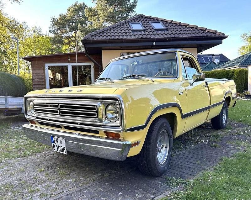 Gelb Gebraucht 1972 Dodge D100 SE SUV | 29.999 € - Bild 1/4