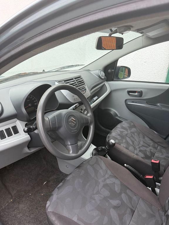 Gebraucht Suzuki Alto 68 PS (50 kW) 2011 Grau Kleinwagen