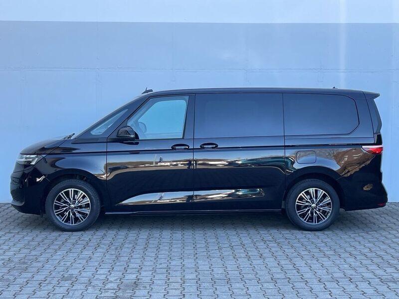 Gebraucht VW Multivan 150 PS (110 kW) 2023 Schwarz Van / Kleinbus