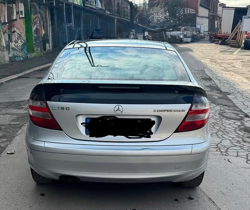 Gebraucht Mercedes C180 143 PS (105 kW) 2004 Silber Coupé