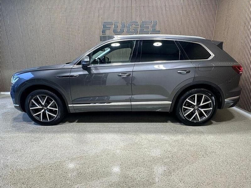 Gebraucht VW Touareg 381 PS (280 kW) 2021 Siliziumgrau metallic SUV