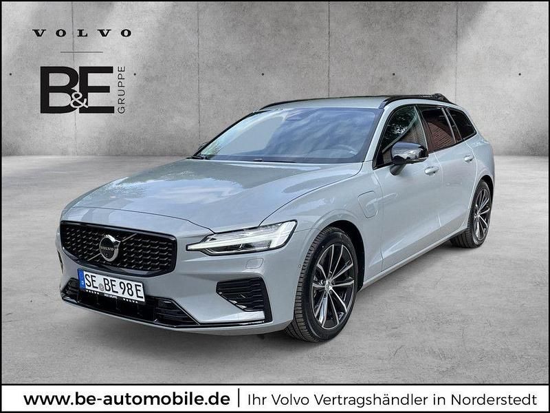 Grau Gebraucht 2025 Volvo V60 Plus Kombi | 53.450 € (Teuer) - Bild 1/4