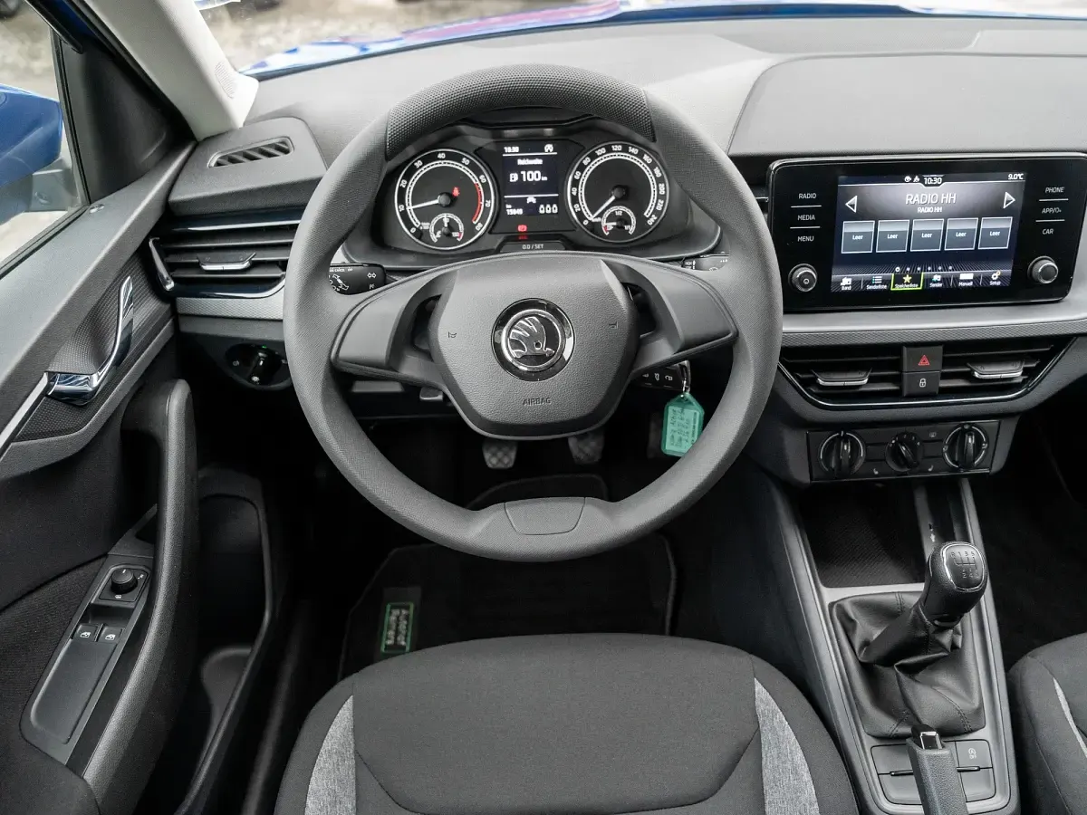Gebraucht Skoda Kamiq Active 110 PS (80 kW) 2023 Blau SUV