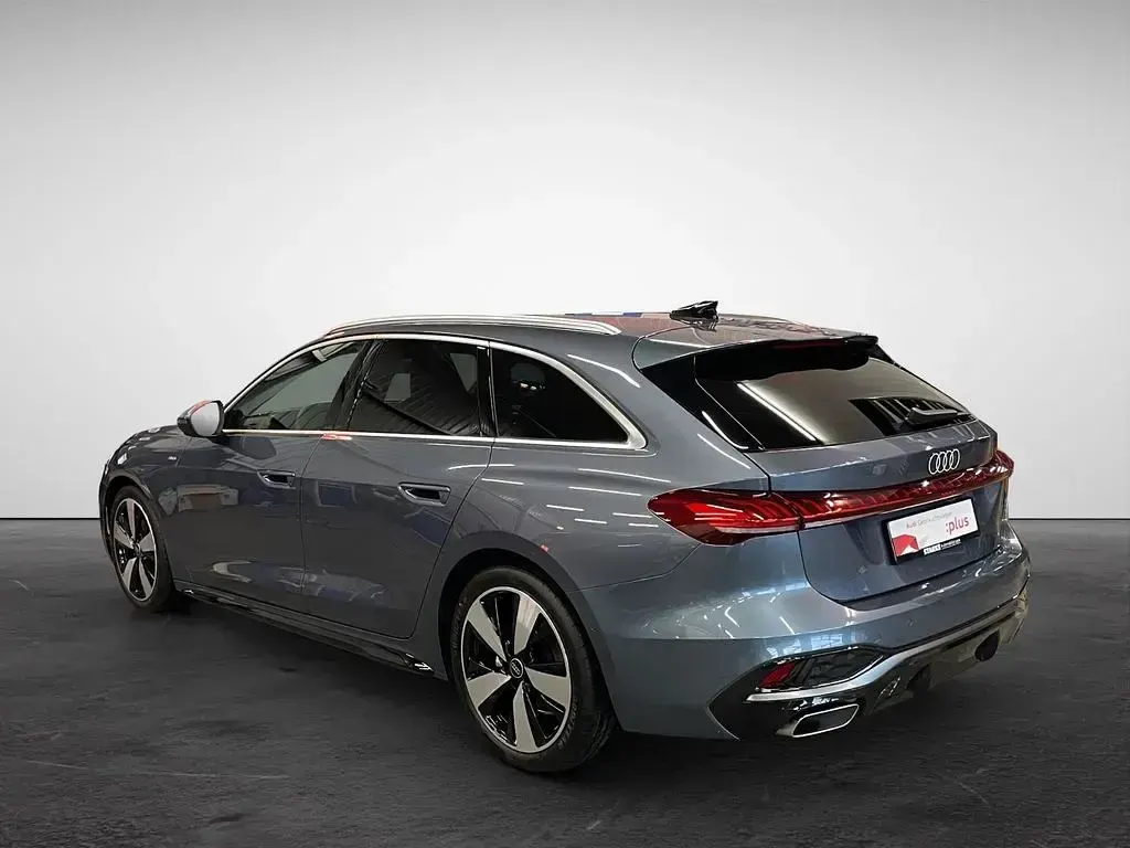 Gebraucht Audi A5 S-Line 204 PS (150 kW) 2025 Horizontblau metallic Kombi